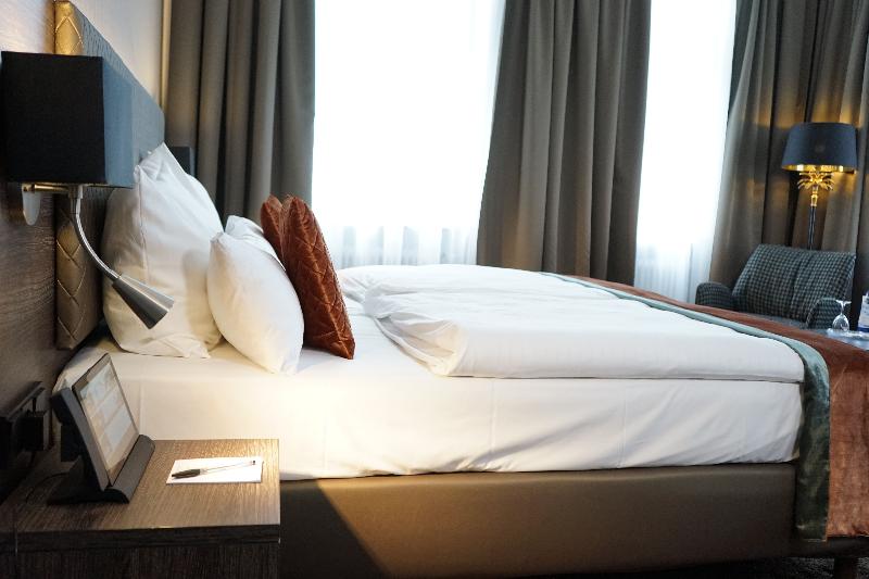 장애인을 위한 킹사이즈 침대 스탠다드 룸, Howard Johnson By Wyndham Scott Lafayette
