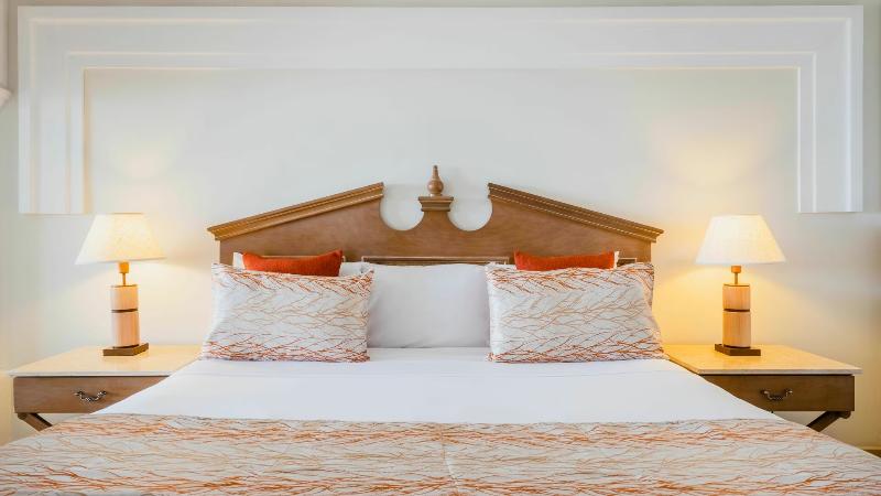 חדר סטנדרט עם מיטת קינג, Howard Johnson By Wyndham Scott Lafayette