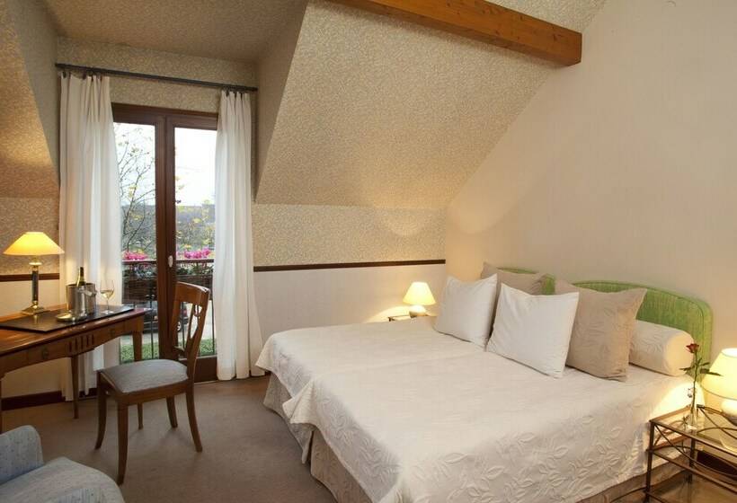 Номер Стандарт, Hôtel La Chouette