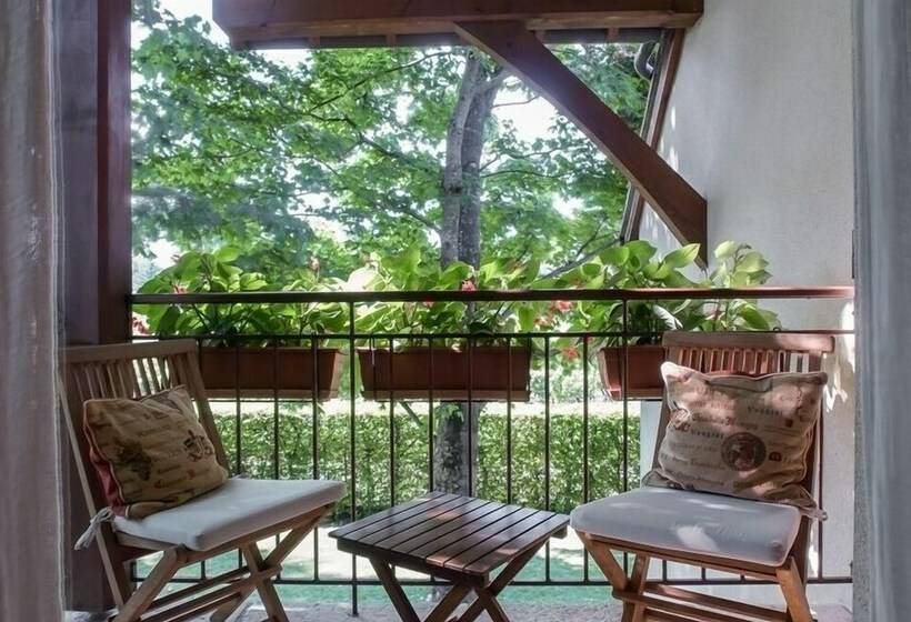 Номер Стандарт, Hôtel La Chouette