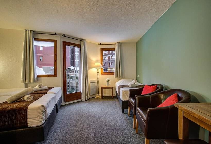 스탠다드 트리플 룸, Hôtel Le Montana