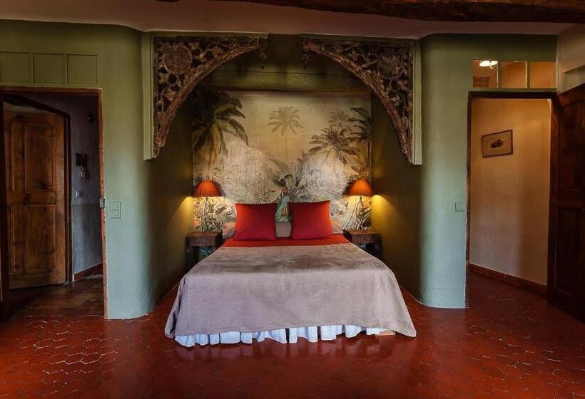 スーペリアールーム, La Bouscatière