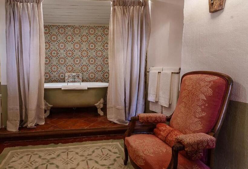 スタンダードルーム, La Bouscatière