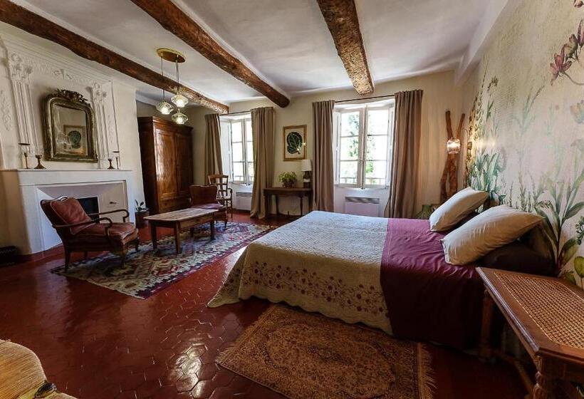 スタンダードルーム, La Bouscatière