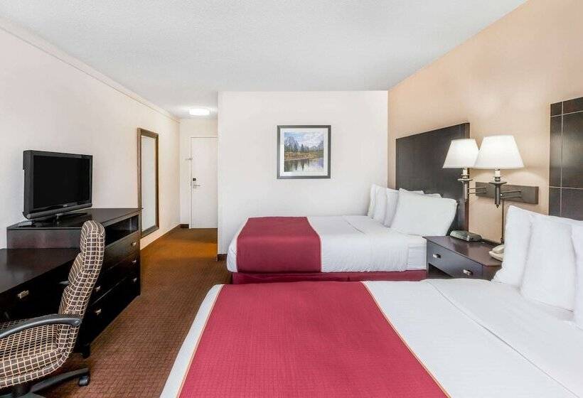 带2个双人床的标准工作室, Ramada By Wyndham Grayling Hotel & Conference Center