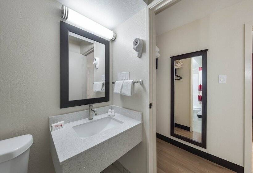 غرفة ديلوكس, Red Roof Inn & Suites Denton