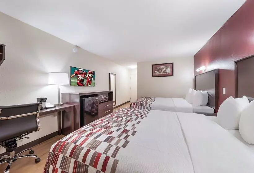 キングサイズベッドのデラックスルーム, Red Roof Inn & Suites Denton