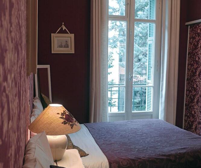 スーペリアトリプルルーム, Villa Rivoli