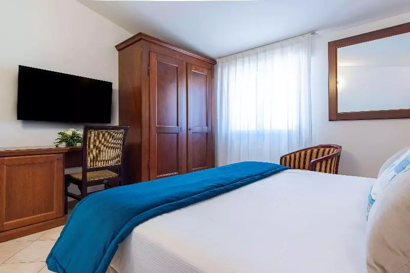 اتاق استاندارد, Best Western Hotel Blumarea