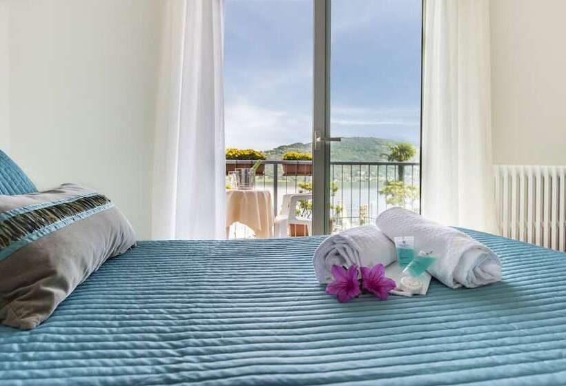 １階のスタンダードルーム, Carillon