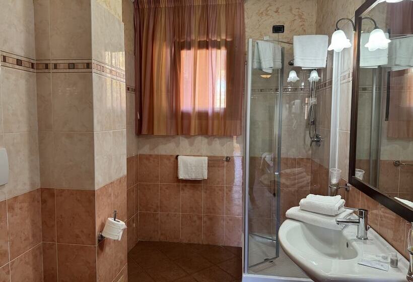 Номер Superior Одноместный, Euro House Inn Airport