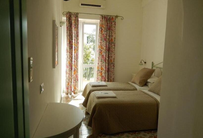 اتاق راحتی, Europa