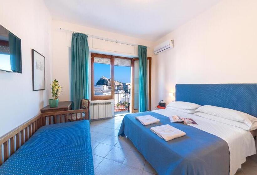 اتاق راحتی سه تخته, Europa