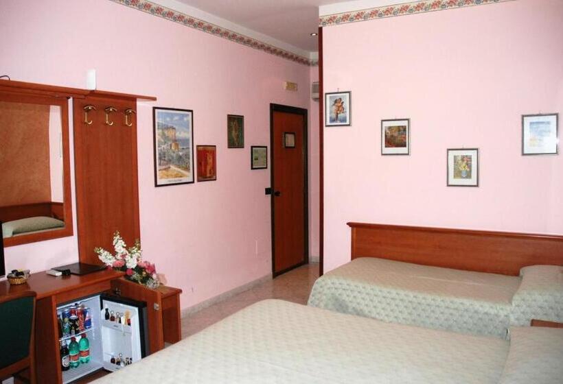 חדר סטנדרט לשלושה, Grillo Verde