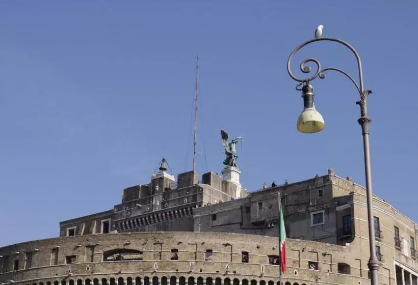 استودیوی استاندارد, Guesthouse Sant Angelo