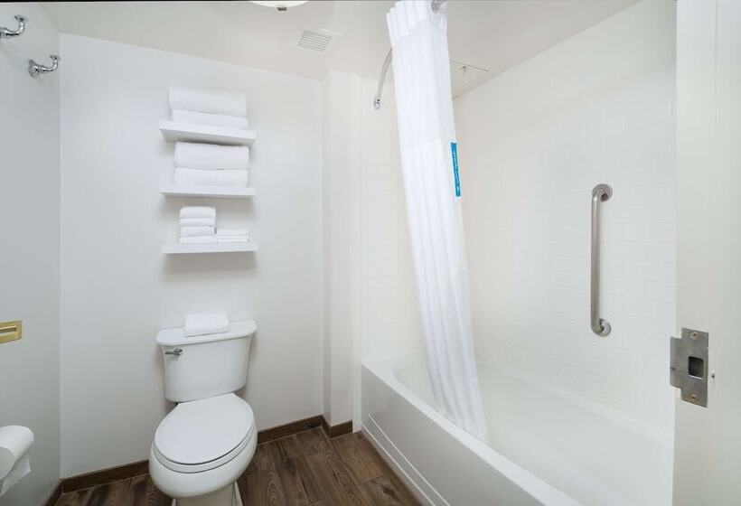 标准工作室, Hampton Inn & Suites Wilson I 95