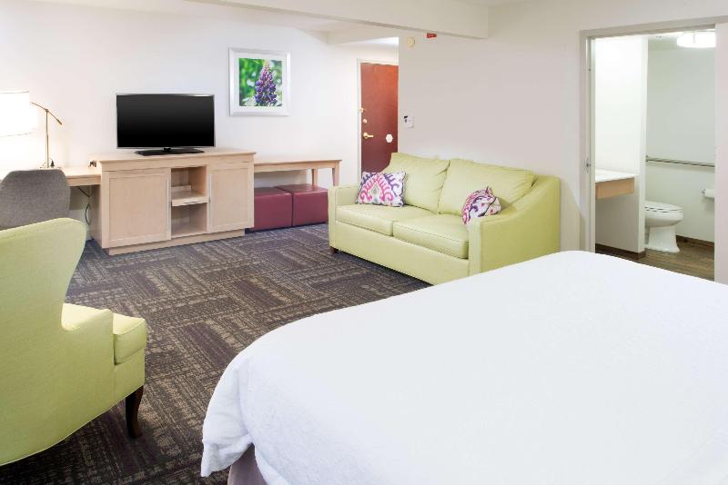 带大床的标准间, Hampton Inn & Suites Wilson I 95