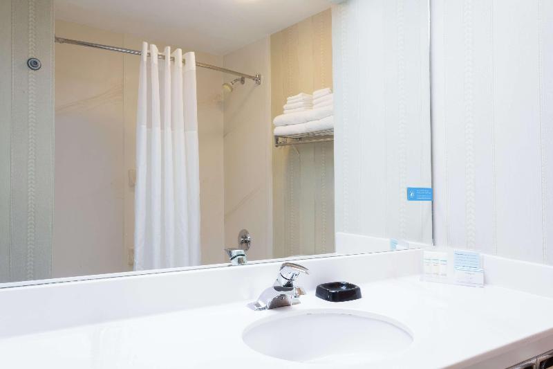 חדר סטנדרט עם מיטת קינג, Hampton Inn Ft. Lauderdale Commercial Blvd