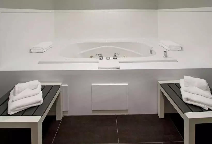 اتاق استاندارد, Hampton Inn Hagerstown I 81