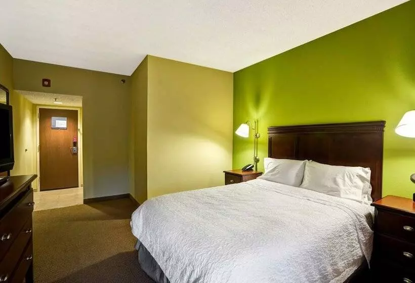 身障者適用スタンダードルーム, Hampton Inn Morgantown