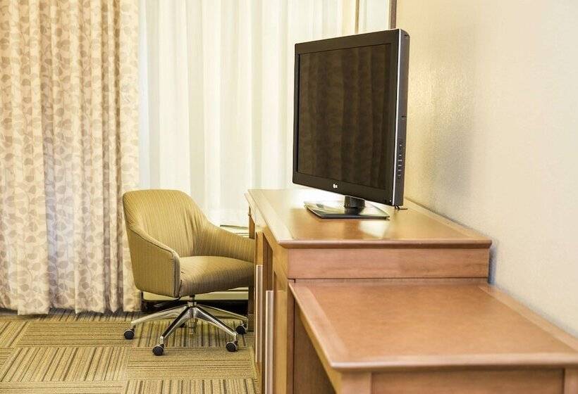 Номер Стандарт 2 Двуспальные Кровати, Hampton Inn Philadelphiainternational Airport