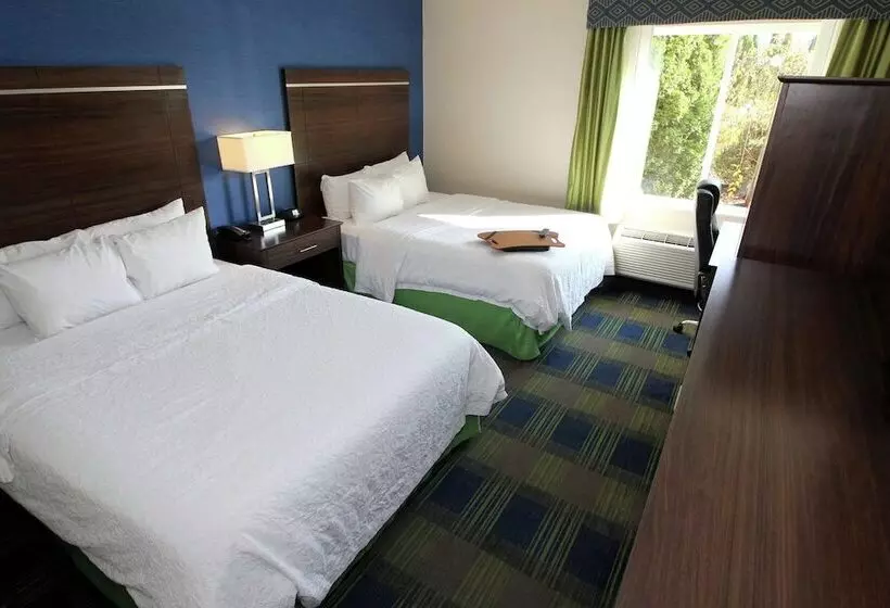 Standard-huone, Hampton Inn Sandusky Central