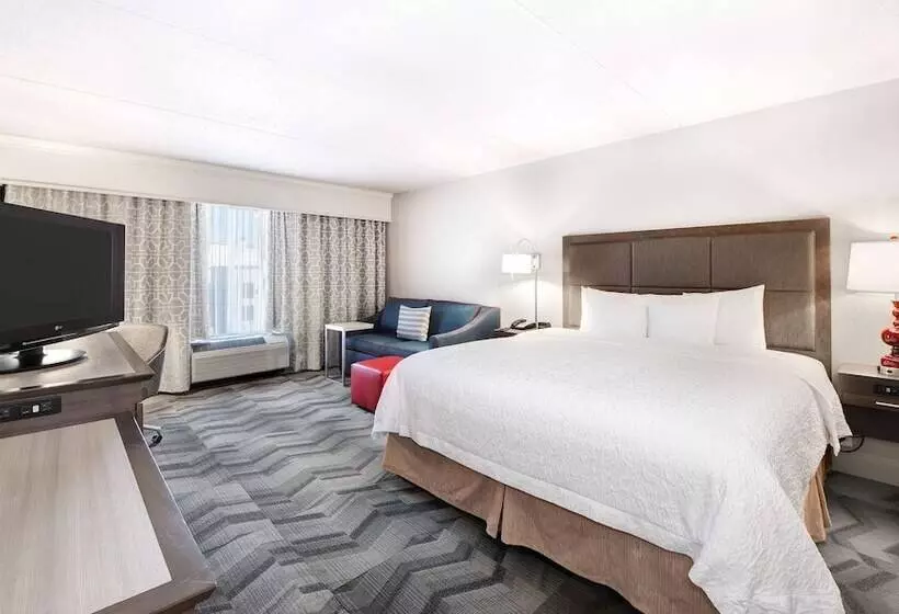 استودیوی استاندارد, Hampton Inn & Suites Atlantagalleria