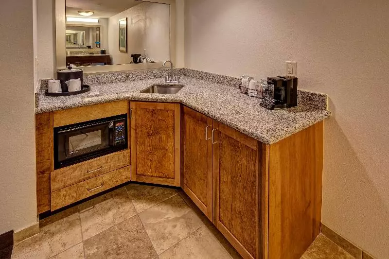 キングサイドベッドのスタンダードワンルーム, Hampton Inn & Suites Destin