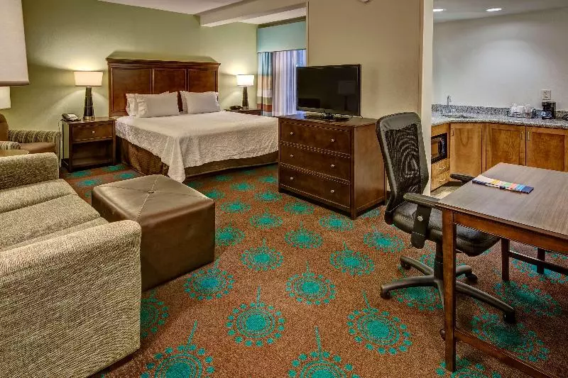 身障者適用キングサイズベッドルーム, Hampton Inn & Suites Destin