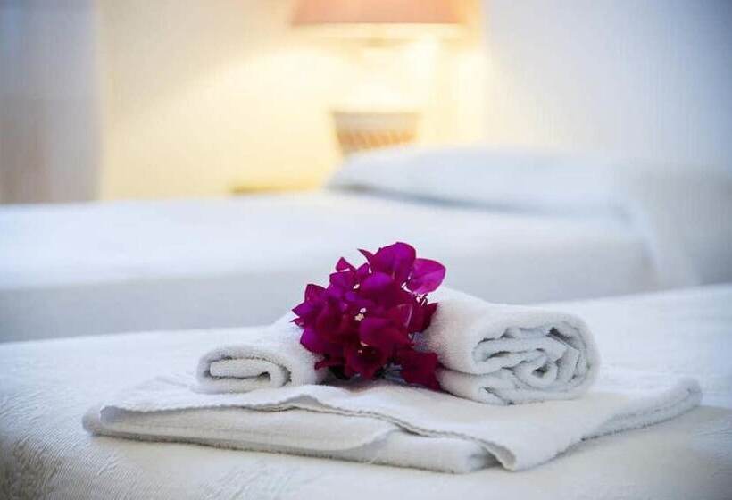 סוויטת ג'וניור, Palau