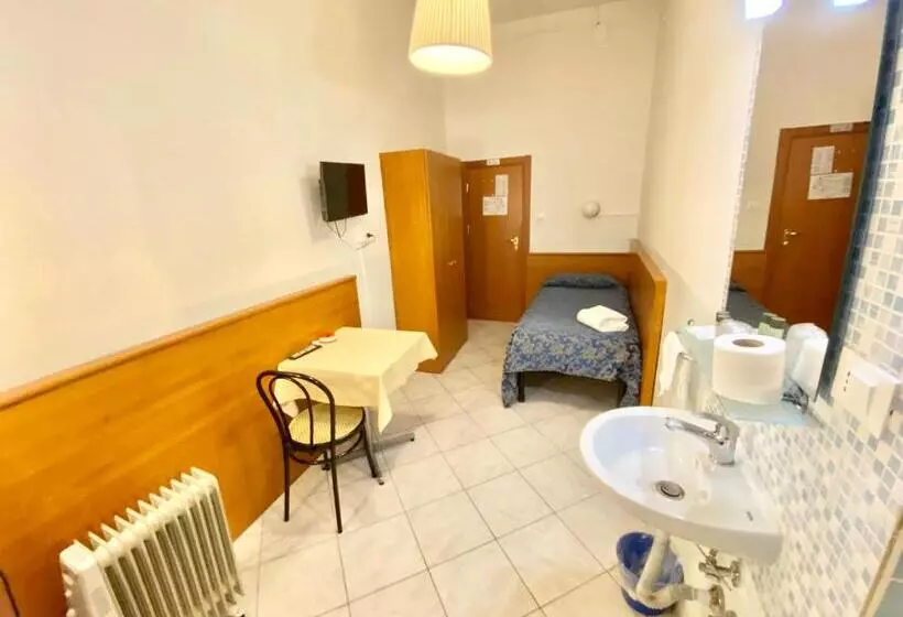 Habitación Economy Individual, Romagna