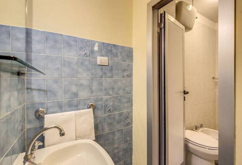 Camera Tripla Superiore, Romagna