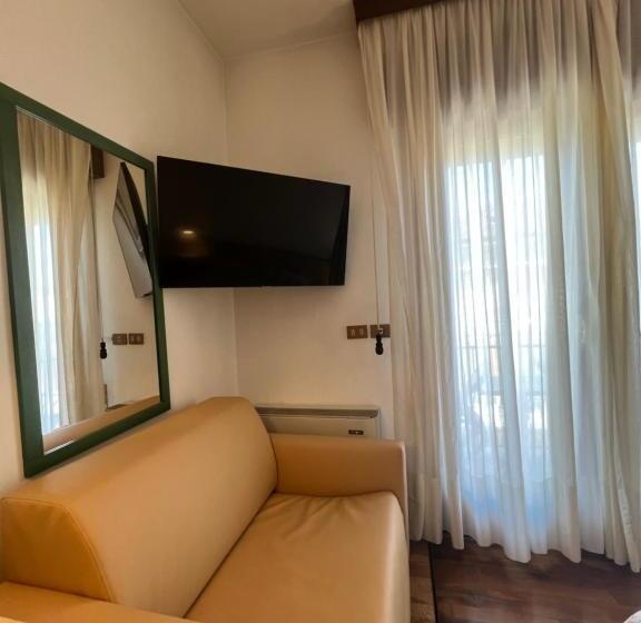 Quarto Triplo Estandar, San Marco