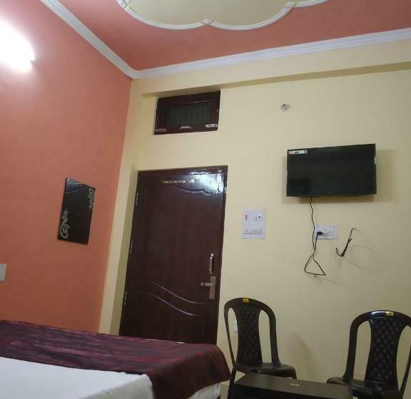 발코니 디럭스 룸, Awadh Kailash