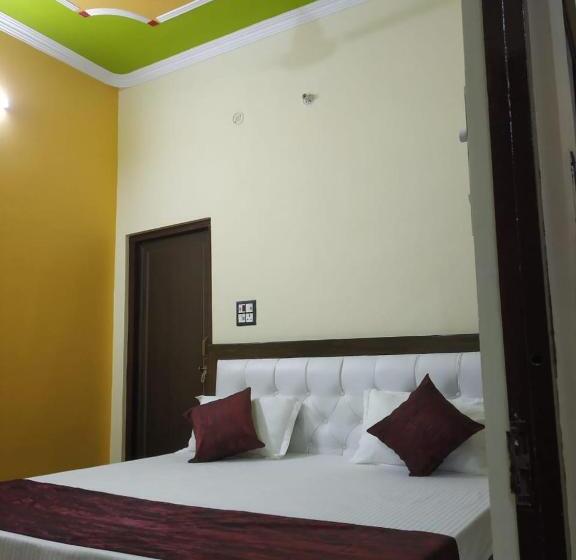 스탠다드 룸, Awadh Kailash