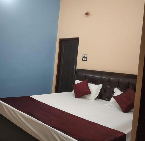 스탠다드 룸, Awadh Kailash