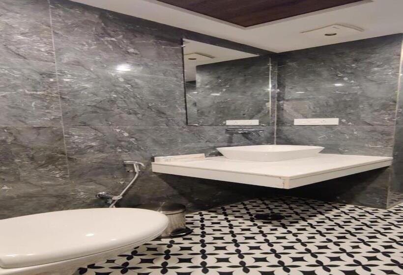 ベーシックトリプルルーム, Pk Boutique