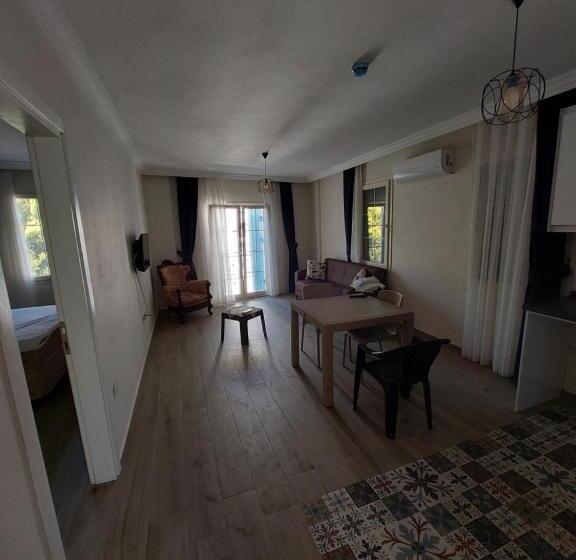 Apartamento 1 Dormitório, Apart Tu çeşme