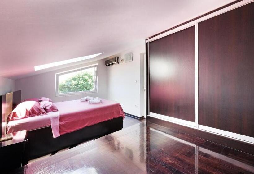 آپارتمان لوکس 1 خوابه, Villa Tower Gardos