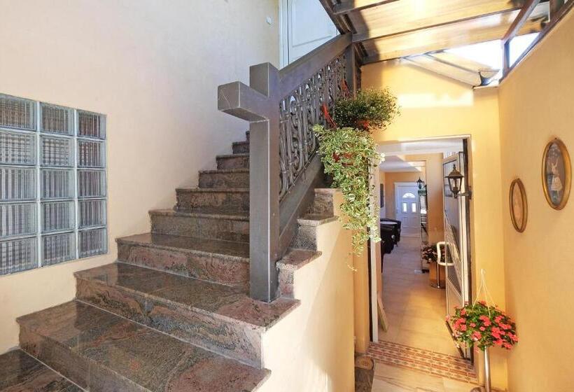 اتاق استاندارد, Villa Tower Gardos