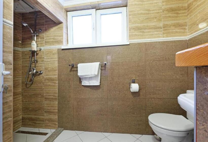 اتاق استاندارد, Villa Tower Gardos