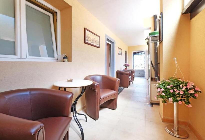 اتاق استاندارد, Villa Tower Gardos