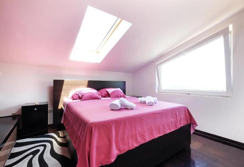 آپارتمان لوکس 1 خوابه, Villa Tower Gardos