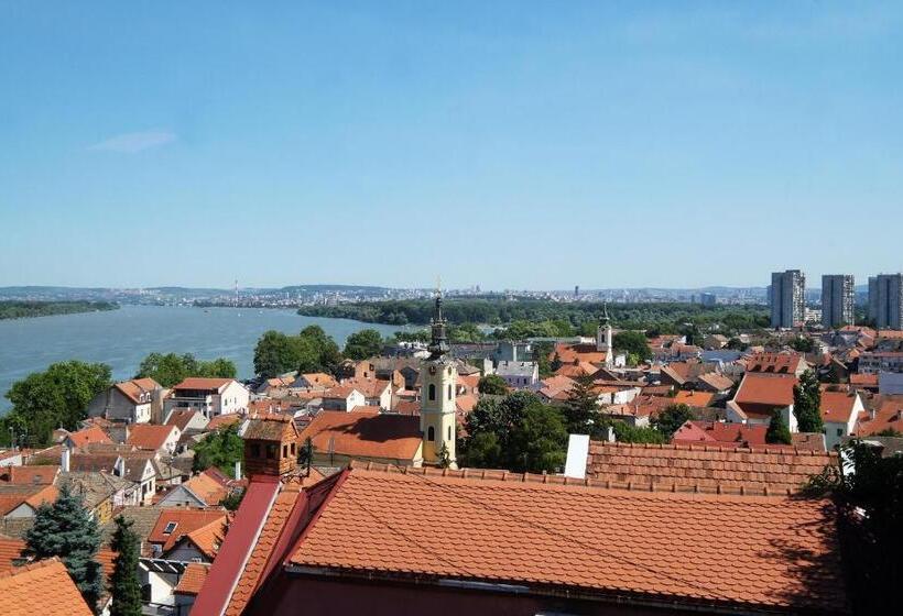 آپارتمان لوکس 1 خوابه, Villa Tower Gardos