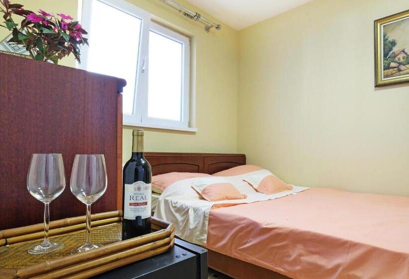 اتاق استاندارد, Villa Tower Gardos