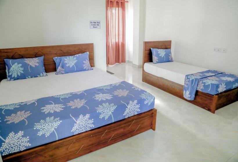 Habitació Familiar Deluxe, Araliya Lagoon Park Resort