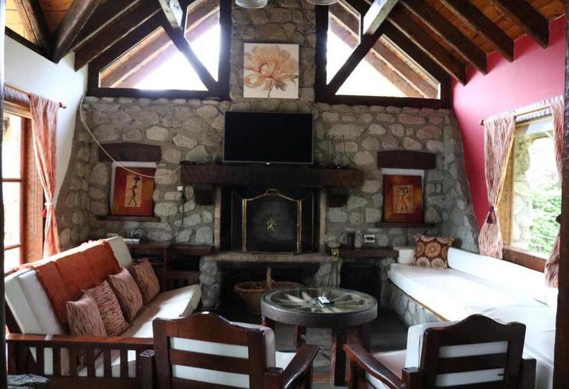 标准平房, Hosteria Las Garzas