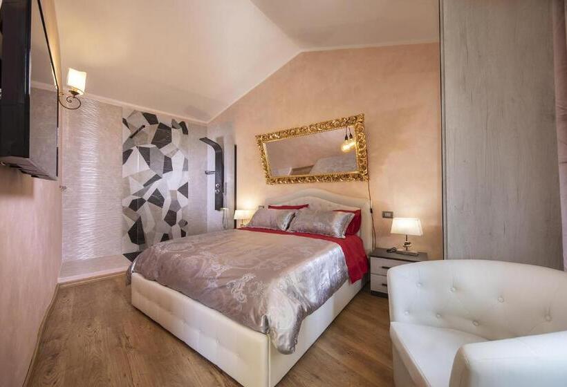 キングサイズベッドのスタンダードルーム, La Togata Hotellerie De Charme Relais Il Terrazzo