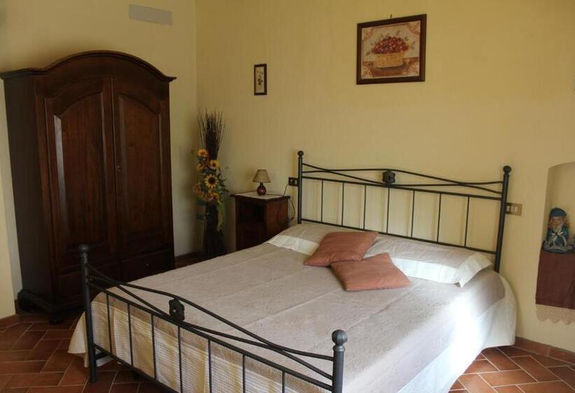 חדר סטנדרט מותאם לאדם עם מוגבלויות, Agriturismo Colle Verde