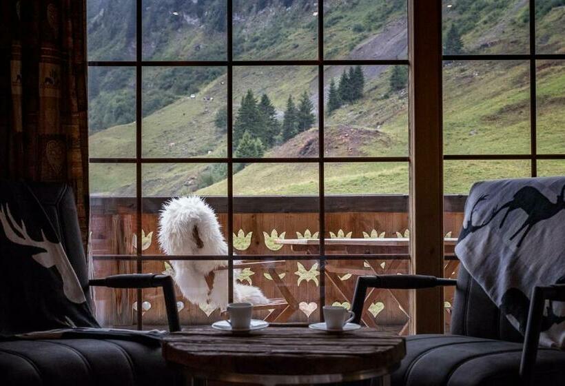 マウンテンビュースタンダードルーム, L'etable